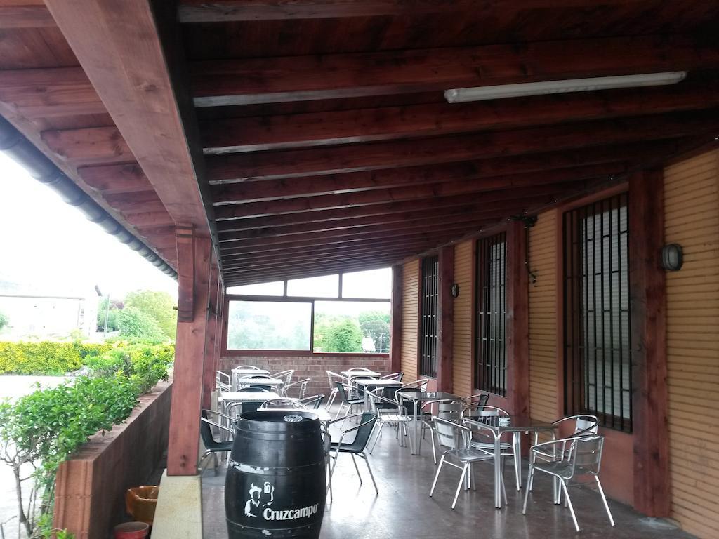 Pension Bide-Ondo Amorebieta-Etxano Bagian luar foto